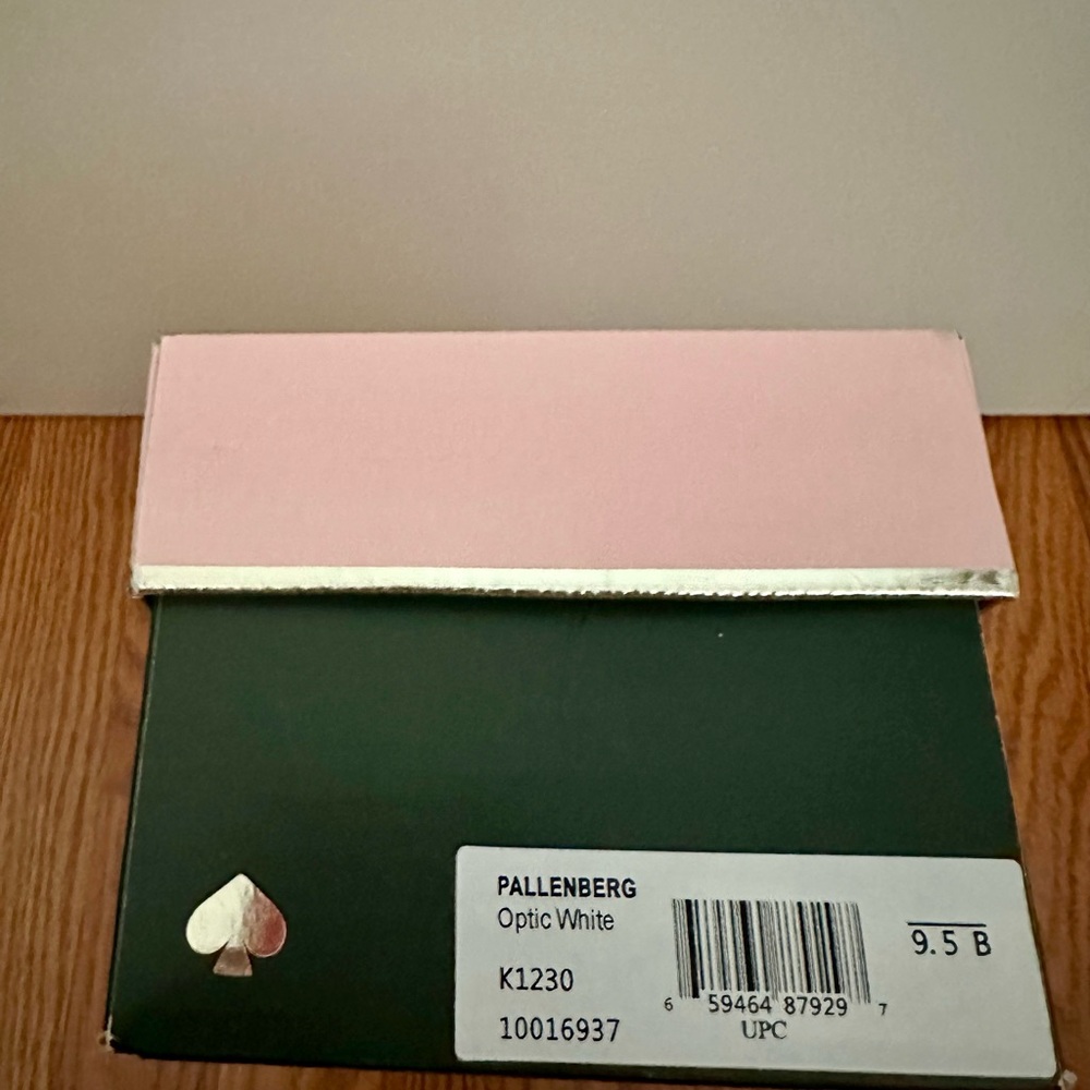 Kate Spade Flats with Heart Accent 9.5 B Women’s wore with my wedding dress - Picture 5 of 5